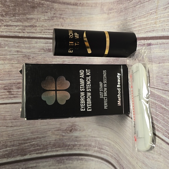 iMethod NIB beauty eyebrow stencil kit color 03 exp 01/24** - Picture 1 of 3